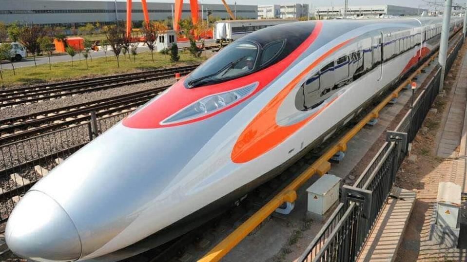 上半年我国跨区域人员流动量324.1亿人次